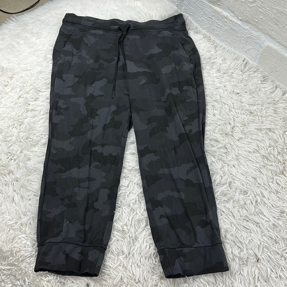 Lululemon Ready to Rulu Jogger Crop Heritage 365 Camo Deep Coal Multi - Picture 1 of 7
